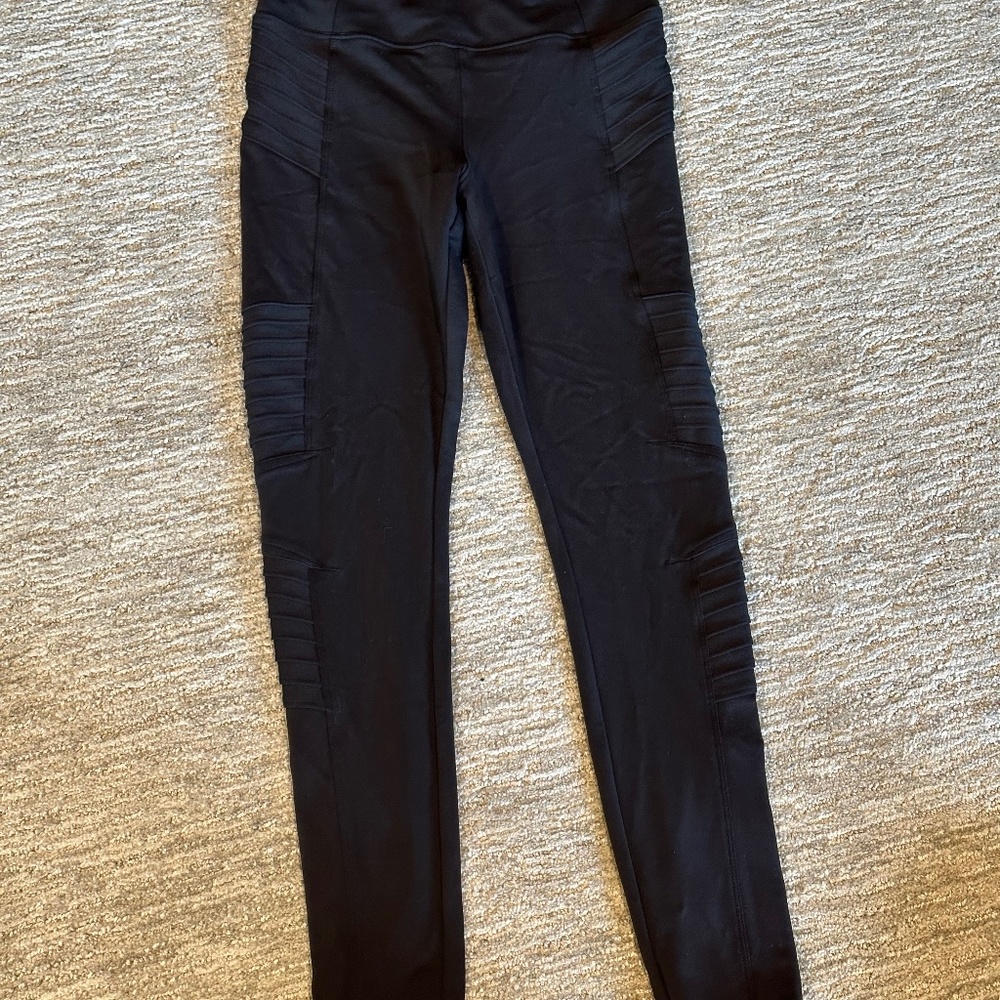Athleta Moto Leggings size S